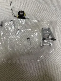ミニチュア 工具 DIY グッズ 脚立 脚ドール　日曜大工 Gロック　ガチャ