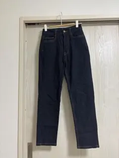 【低身長さんオススメ】スリムテーパードジーンズのサムネイル