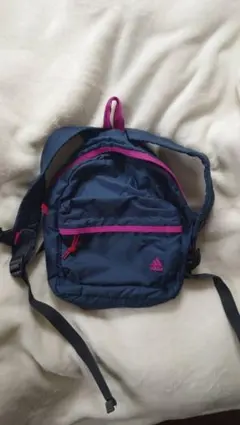 adidas ネイビー ピンク adidas子供用　ベビーリュック