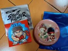 ストリートファイター ザ ムービー シール + 手塚治虫バッジ
