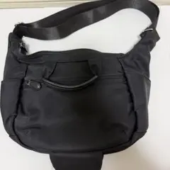 キタムラ ショルダーバッグ ブラック　ナイロンのサムネイル
