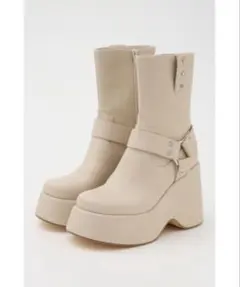 rienda エンジニアウェッジヒールショートブーツ