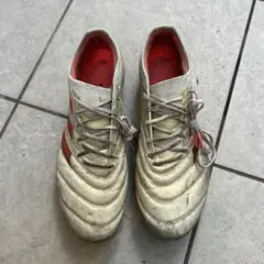 adidas サッカースパイク　25.5