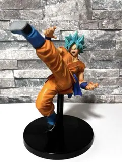 ドラゴンボール超　フィギュア⭐︎孫悟空⭐︎ブルー蹴り上げ　最終値下げ！