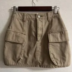GU ベージュ系　 ミニスカート フロントボタン付き　S カーゴ ⭐️おまけ付き