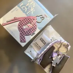 POP MART ラブブ イニシャルキーホルダー W