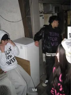 Item thumbnail for item c83cf9ba-eefc-4b89-a985-782238f416fd