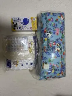 激レア】HELLO KITTY CD Rack 24枚収納 Sanrio - メルカリ