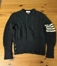 THOM BROWNE ニットセーター　サイズ1のサムネイル