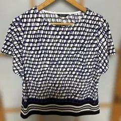 Aquascutum 半袖カットソー 総柄 サラサラ生地　シワになりにくいのサムネイル