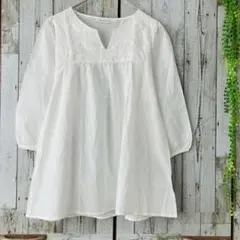 ☆イーハイフンワールドギャラリー☆ブラウス チュニック 白 七分袖 花柄 刺繍