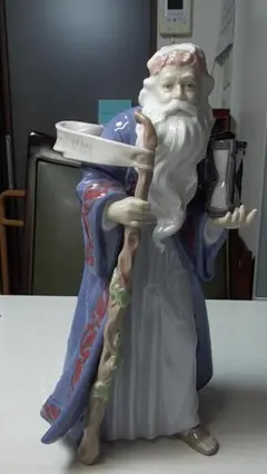 リヤドロ LLADRO 幸せを届けに 01001960 サンタクロース - メルカリ
