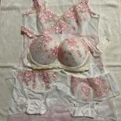 Item thumbnail for item f5f7b3ac-4b18-487c-bb23-c681d4eaae94