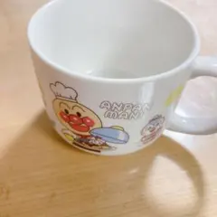 非売品未使用品✨それいけ!アンパンマン マグカップ すかいらーく キッズ
