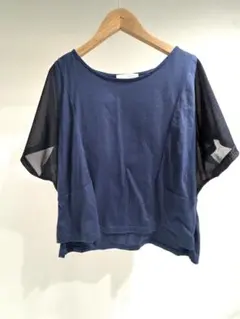コラージュガラルダガランテ　美品！バルーンスリーブ　カットソー　ネイビーのサムネイル