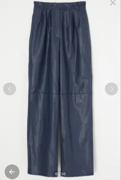 【新品未使用品】MOUSSYレザーパンツ　ネイビー