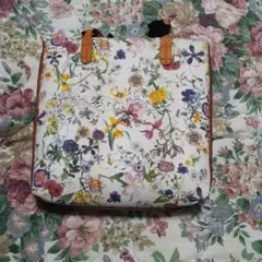 ９月末までの出品❣️花柄トートバッグ 大容量 オレンジ