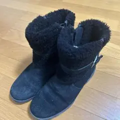 シャネル レザー ニット ココマーク ボタン ショートブーツ ネイビー