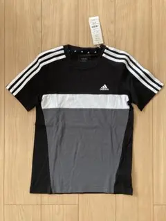 新品　タグ付　アディダス　adidas 半袖　Tシャツ　150 キッズ