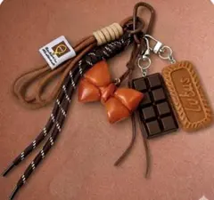 じゃらじゃらキーホルダー 韓国風 バッグチャーム パラコード リボンパン　茶