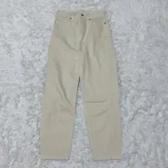 美品　UNIQLO ペグトップハイライズジーンズ　アイボリーのサムネイル