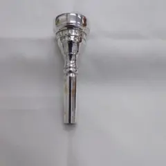 Item thumbnail for item 511257cd-c7b7-4d4b-8982-744fc4230612