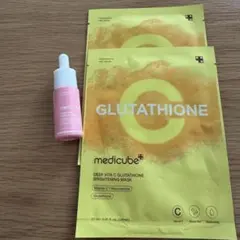 medicube PDRNピンクアンプル 10ml パック　おまけつき