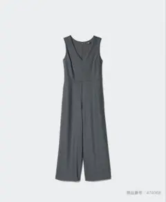 UNIQLO Vネック サロペット オールインワンのサムネイル