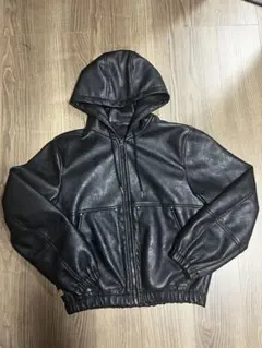 ZARA フェイクレザー　パーカー　Sサイズ