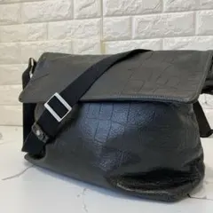 aniary✨クロコ型押し レザー メッセンジャーバッグ A4ブラック　フラップのサムネイル