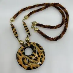 Item thumbnail for item c7b9f77c-bcfd-41bc-8f6e-8e061ed5975a