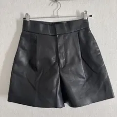 ZARA ブラック合ショートパンツ XS