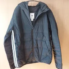 adidas アディダス ダウンジャケット 　アウター　ブラック