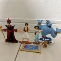 ディズニー公式】アラジン 陶器 置物 ジャスミン ジーニー - メルカリ