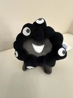 黒 ミャクミャク 這い型 ぬいぐるみ Mサイズ　関西万博