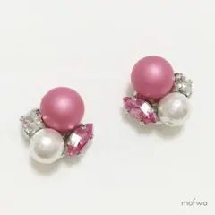 【ハンドメイド】スワロフスキーとパールのビジューピアス/イヤリング★ピンク★