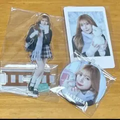 NiziU マユカ　アクリルスタンド　アクスタ　缶バッジ　缶バッチ　フォトカード