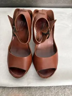 ローズバッド レザー ウェッジサンダル