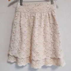 値下げ！【美品】L'EST ROSE ティアードスカート 膝丈 ホワイト