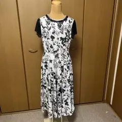 スーパービューティーのワンピース