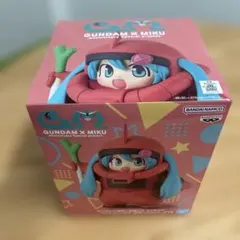 ガンダム45周年×初音ミク フィギュア シャアザクぐるみ（初音ミクVer.）
