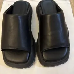 EYTYS サンダル ブラックのサムネイル