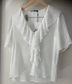 新品タグ付き　ZARA ザラ　プリーツフリルブラウス