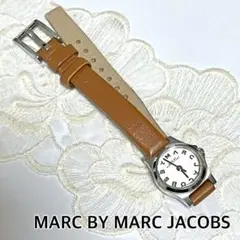 MARC BY MARC JACOBS クォーツ腕時計　アナログ　レザーのサムネイル