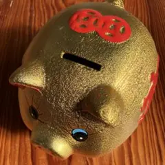 幸運の金色の豚の貯金箱