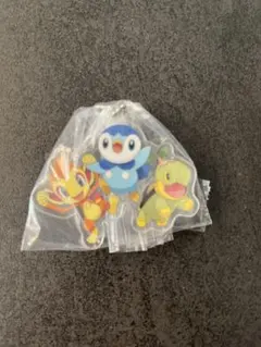 ポケモン旅立ちの3匹　アクリルスイング　ナエトル　ヒコザル　ポッチャマ匿名配送