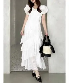 dazzlin バリエフルイドワンピース