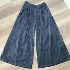 無印良品ワイドパンツ