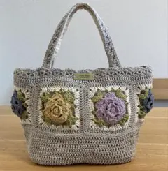 ライトグレー かぎ針編み 紫 イエロー ブルーバラモチーフ 大きめトートバッグ