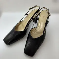 pitti ピッティ　バックストラップパンプス　23EE ブラック　黒のサムネイル